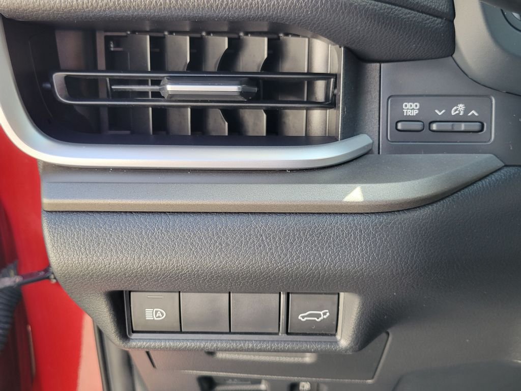 Used 2024 Pearl Toyota XLE image 21