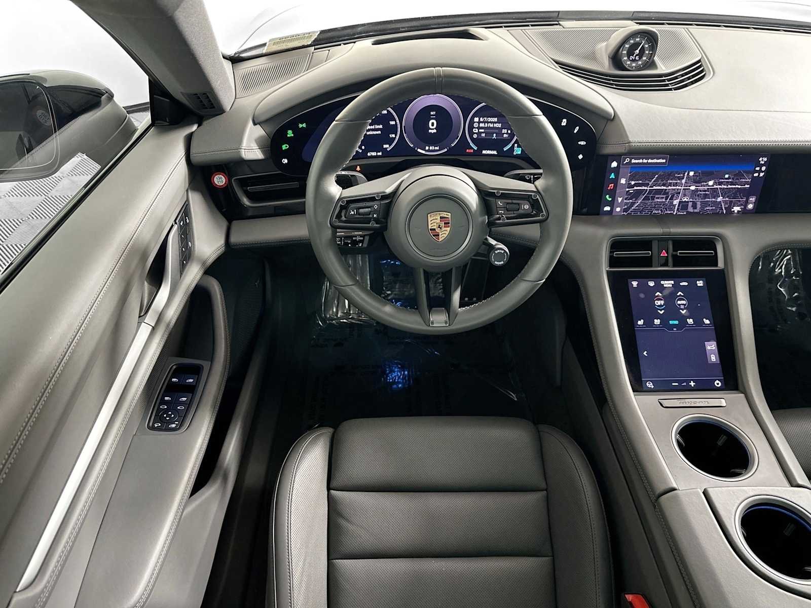 2025 Porsche Taycan Base - Photo 23
