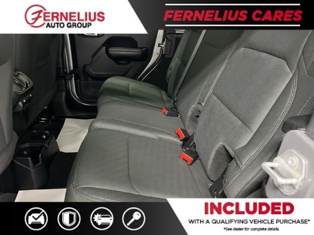 Used 2018 Silver Jeep Unlimited Sport S image 27