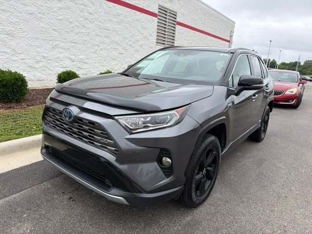 Used 2021 Gray Toyota XSE image 3