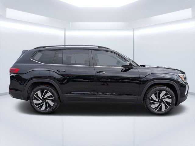New 2026 Black Volkswagen 2.0T SE w/Technology image 2