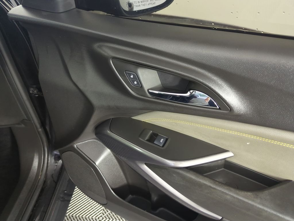 Used 2025 Black Chevrolet ACTIV image 33
