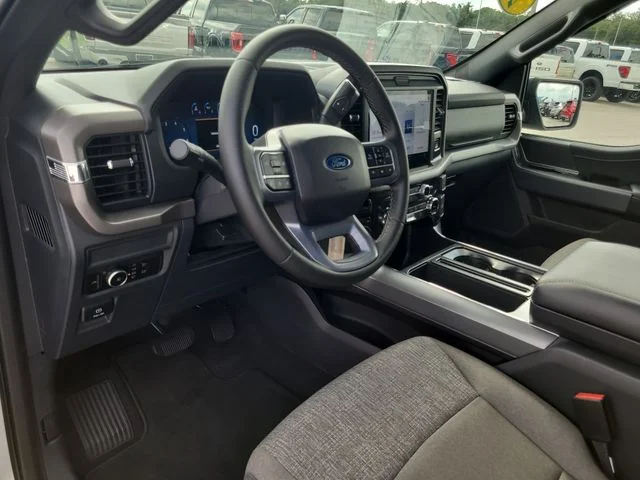 Used 2026 White Ford XLT image 18