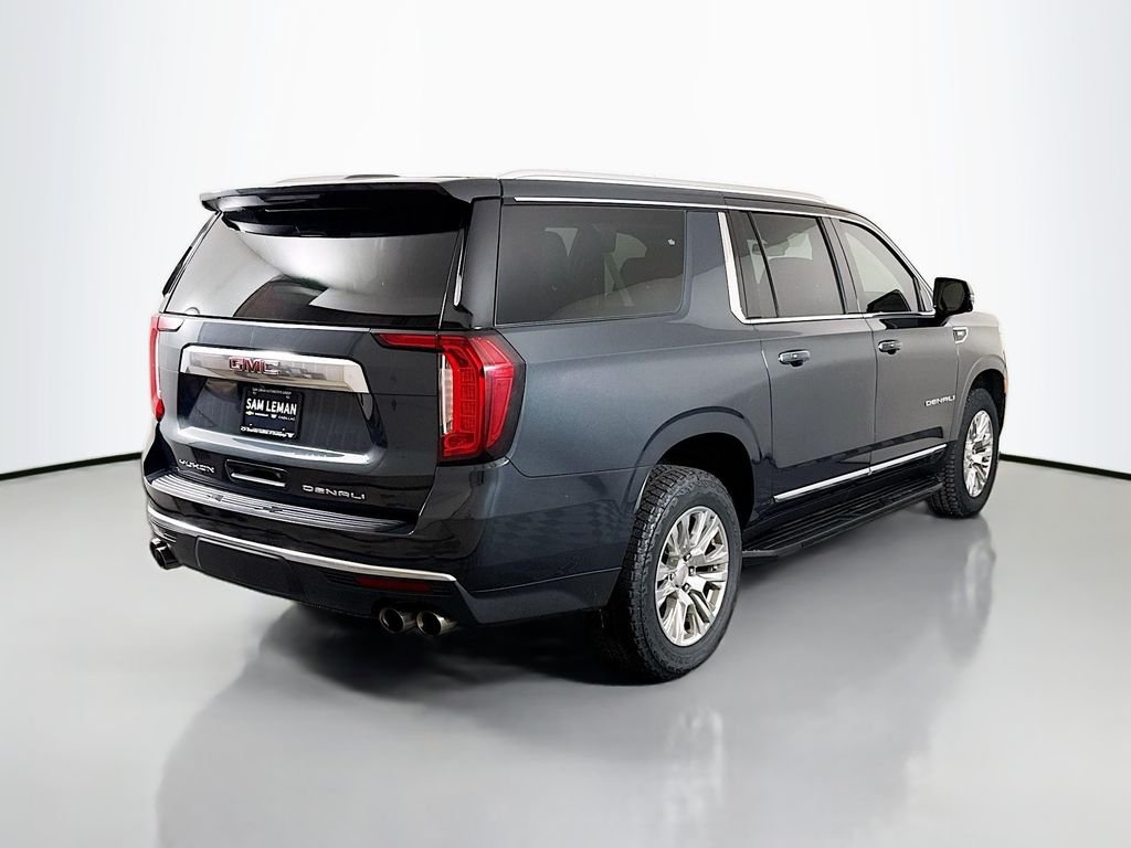 Used 2021 Green GMC Denali image 7