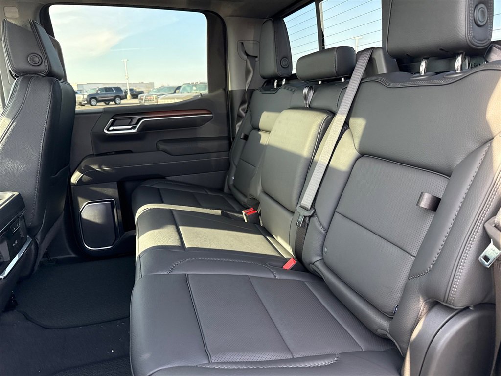 2026 GMC SIERRA - Image 32