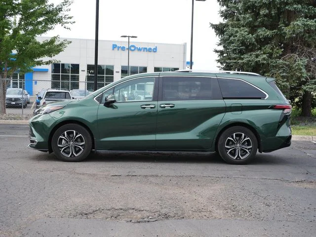 Used 2025 Cypress Toyota Platinum image 3