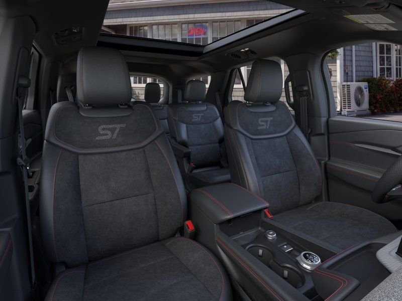 New 2026 Agate Black Metallic Ford ST image 10