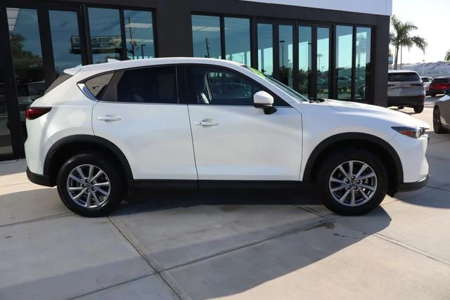 Used 2023 White Metallic Mazda 2.5 S Preferred Package image 2