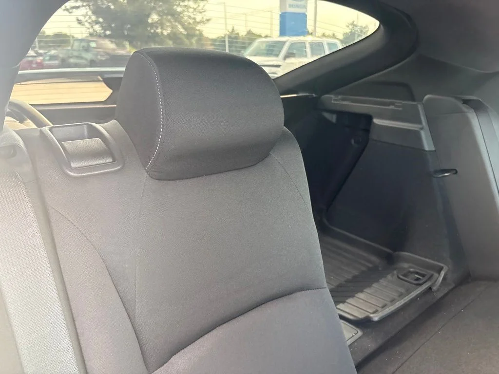 Used 2018 Silver Honda LX image 35