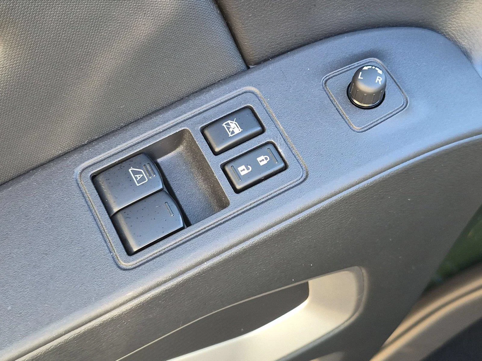 Used 2022 Gun Metallic Nissan SV image 15