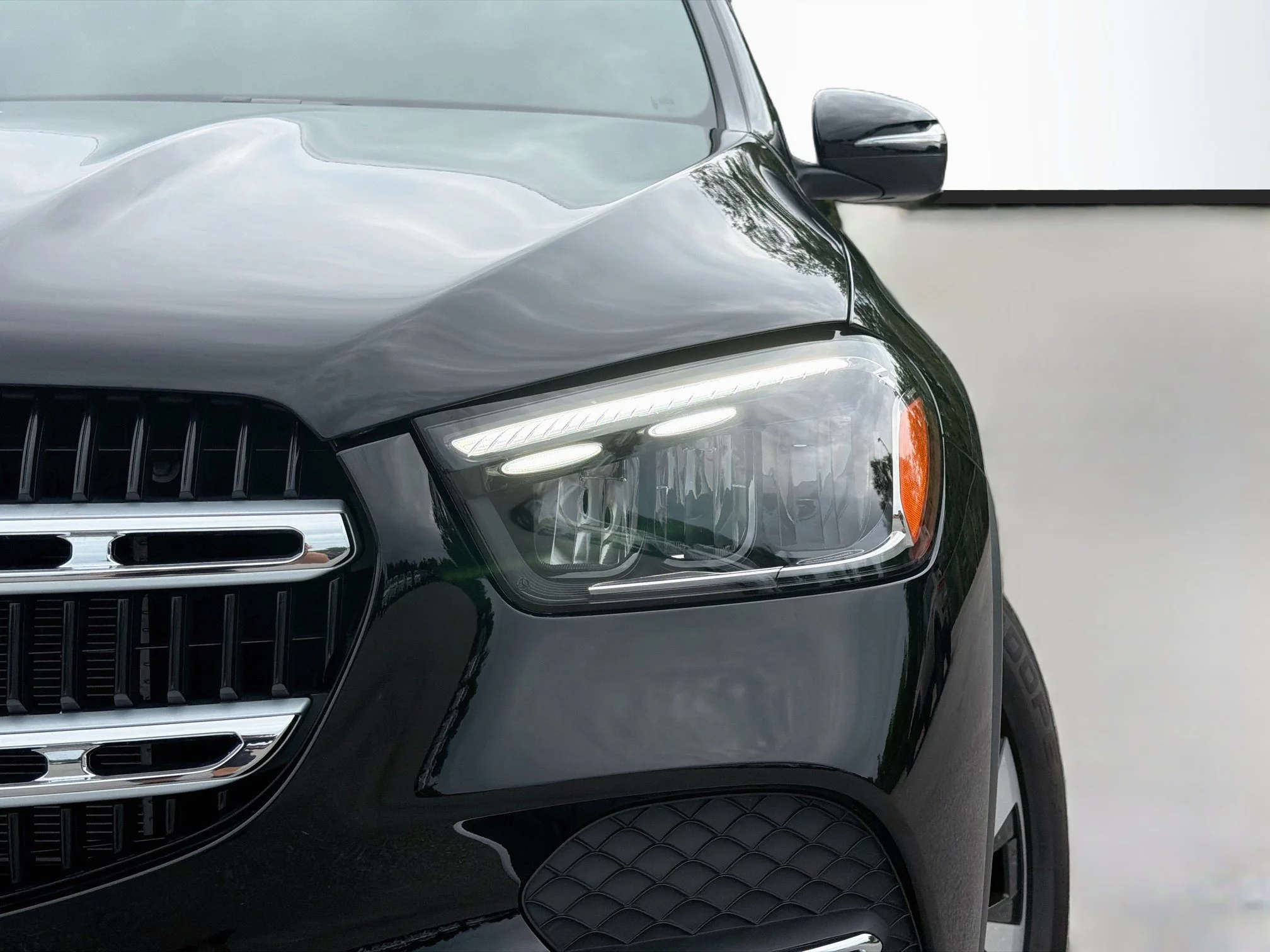Used 2025 Obsidian Black Metallic Mercedes-Benz GLE 350 image 9