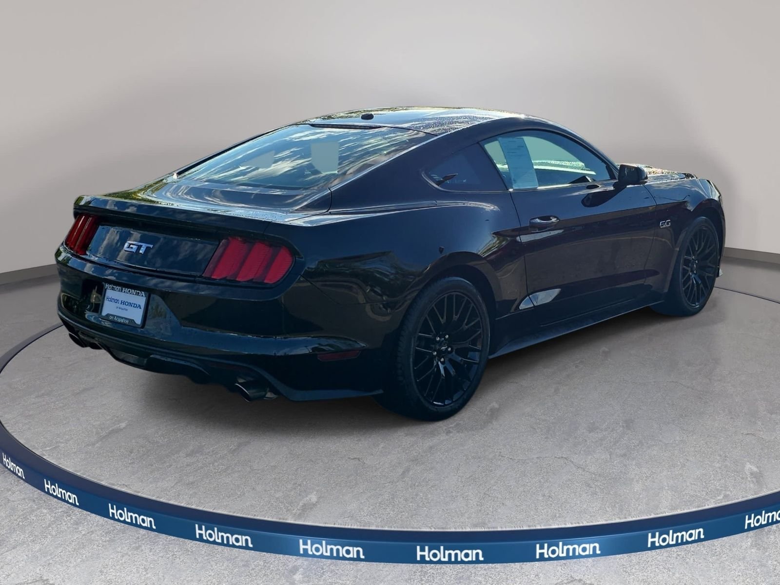 Used 2015 Black Ford GT Premium image 6