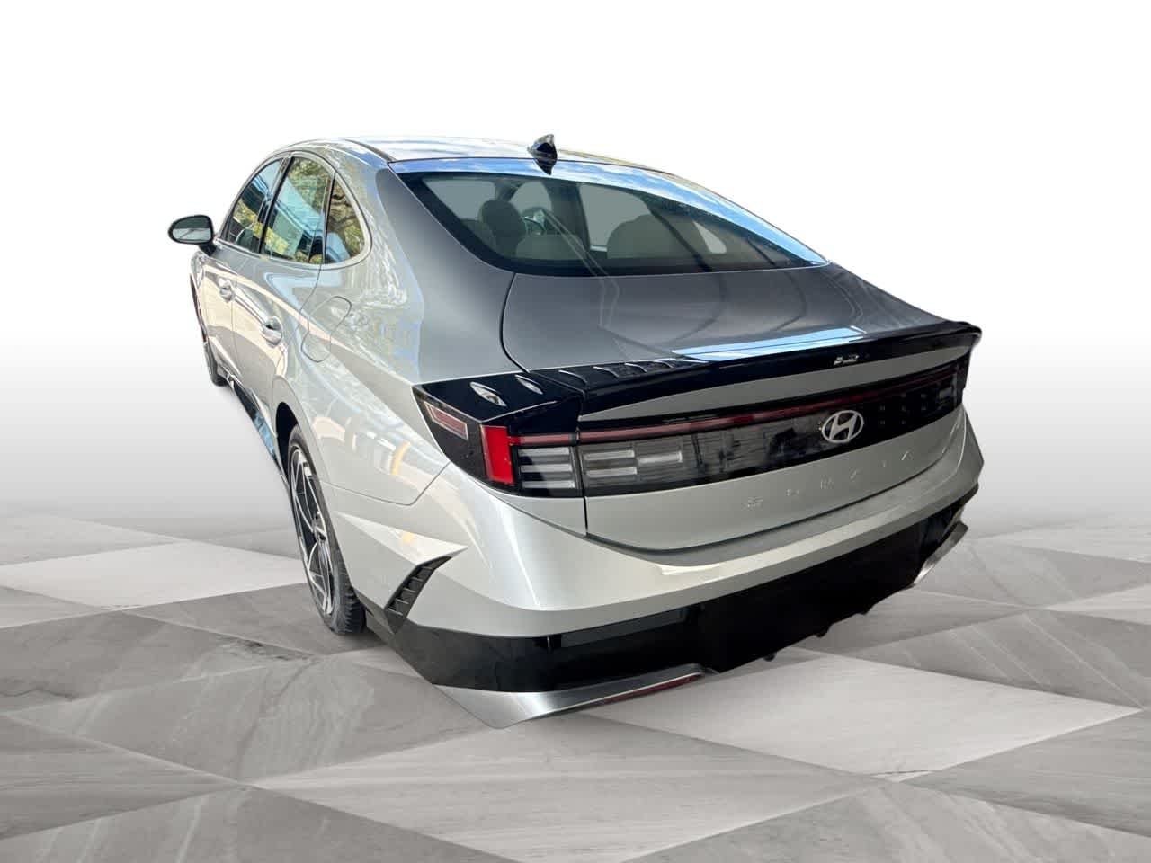 New 2026 Aero Silver Hyundai SEL Sport image 6
