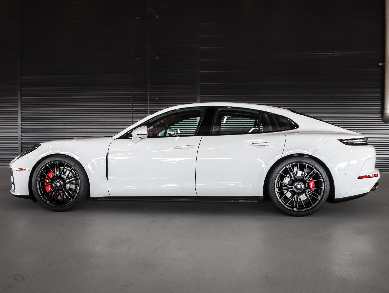 2026 Porsche Panamera GTS