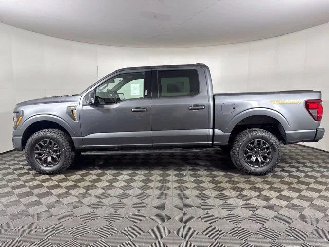 New 2026 Carbonized Gray Metallic Ford Tremor image 6
