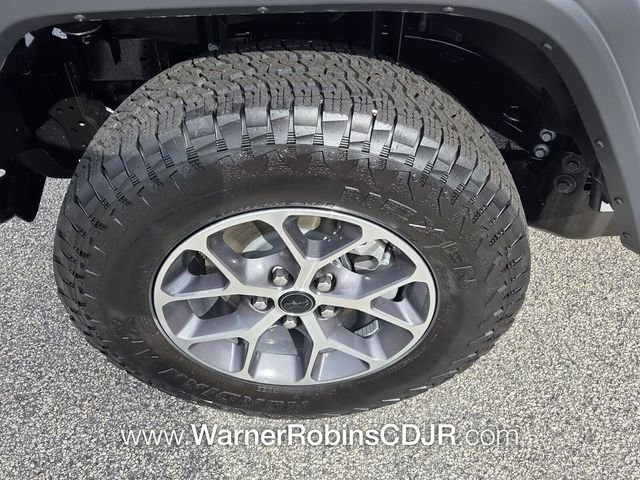 New 2026 Bright White Clear-Coat Exterior Paint Jeep Sport S image 15