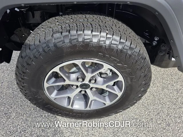 New 2026 Bright White Clear-Coat Exterior Paint Jeep Sport S image 15