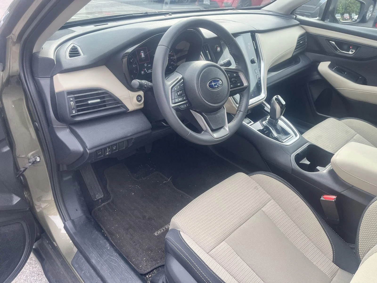 Used 2025 Autumn Green Metallic Subaru Premium image 16
