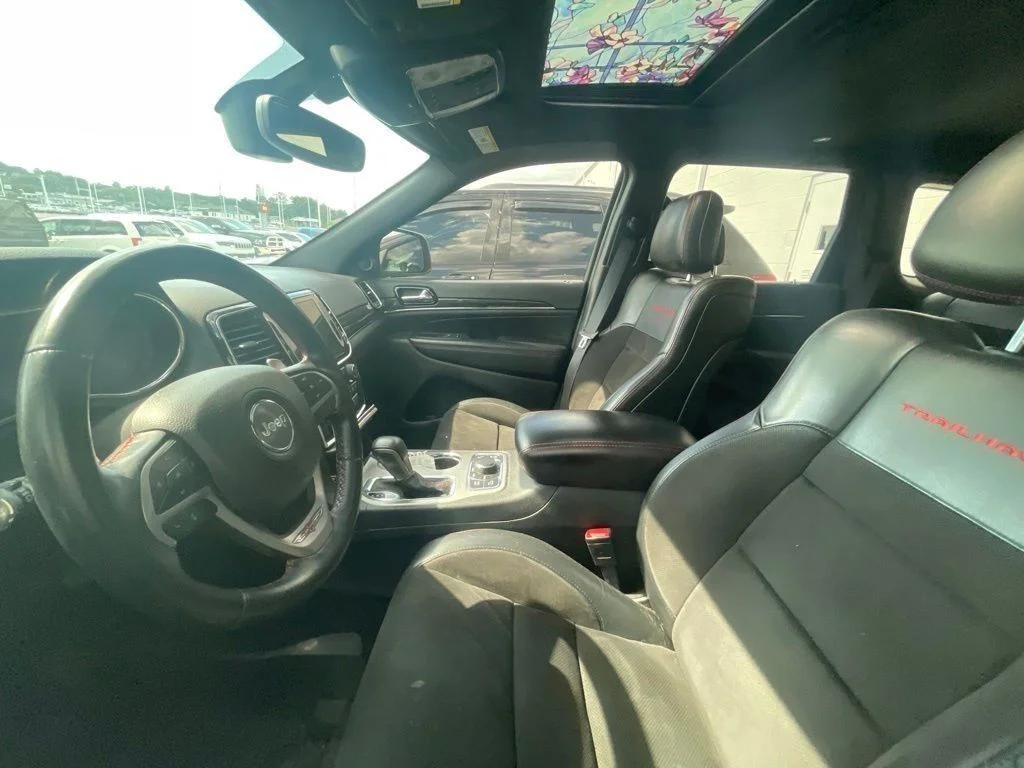 Used 2021 Gray Jeep Trailhawk image 15