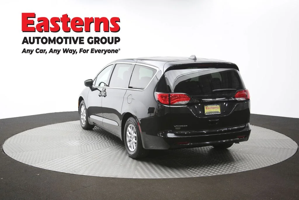 Used 2024 Black Chrysler LX image 66
