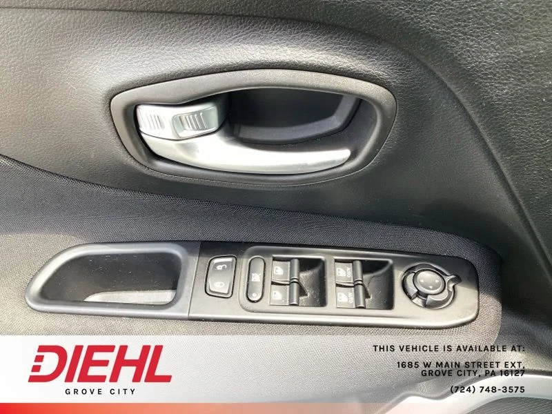 Used 2020 Teal Jeep Sport image 23