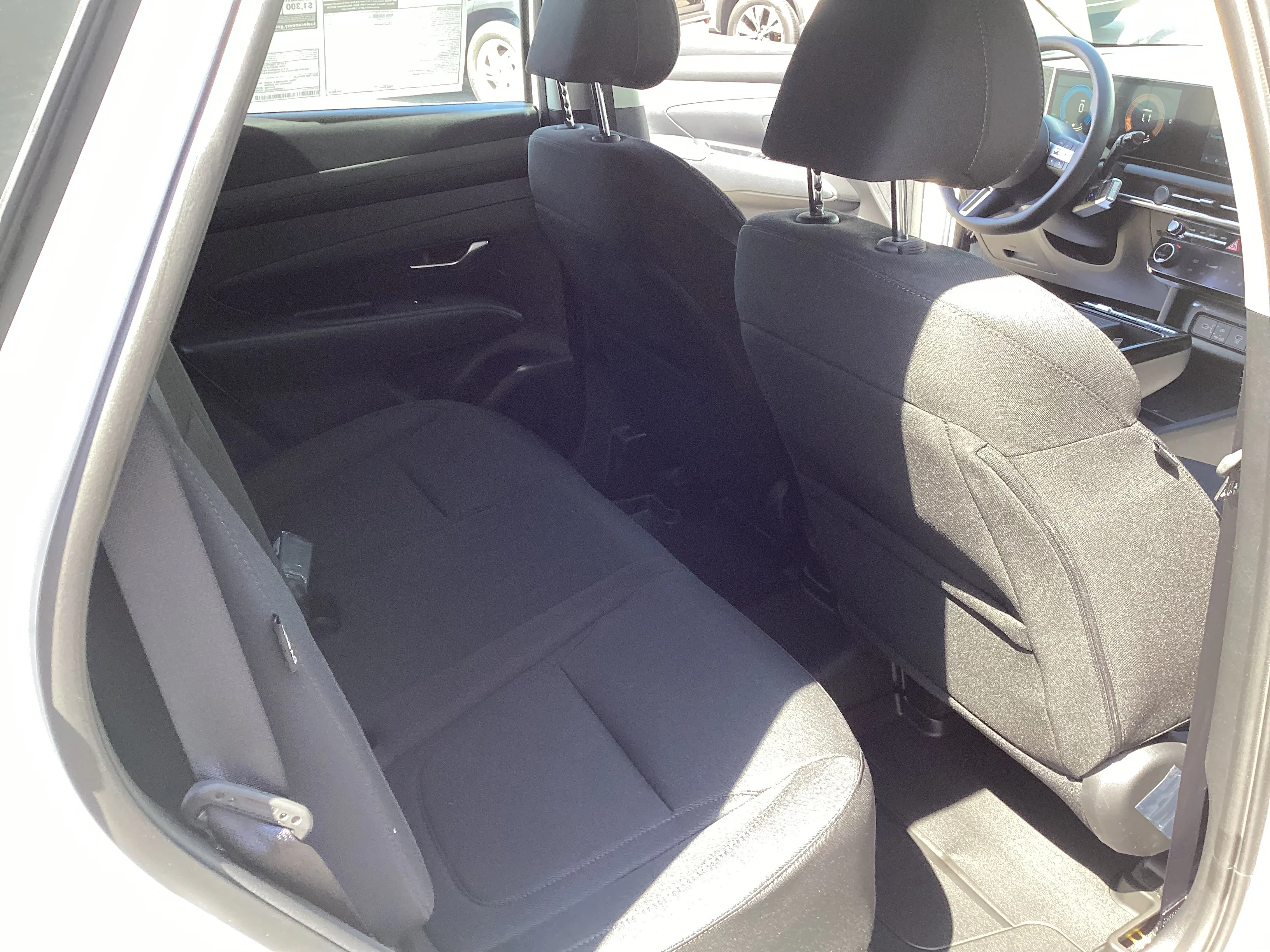 New 2026 Creamy White Pearl Hyundai Blue SE image 14