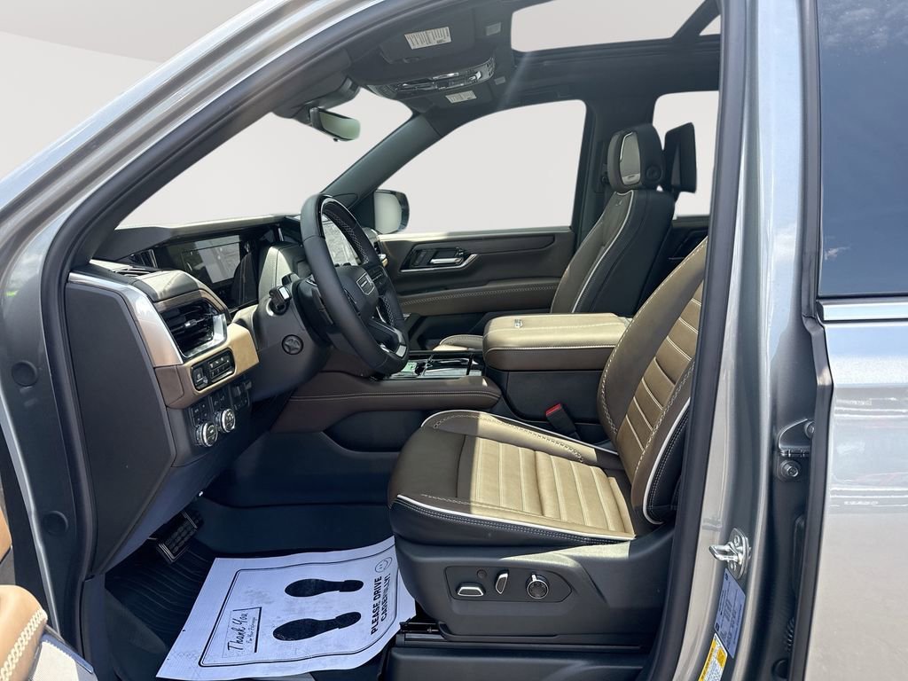 2026 GMC Yukon Denali Ultimate - Photo 20