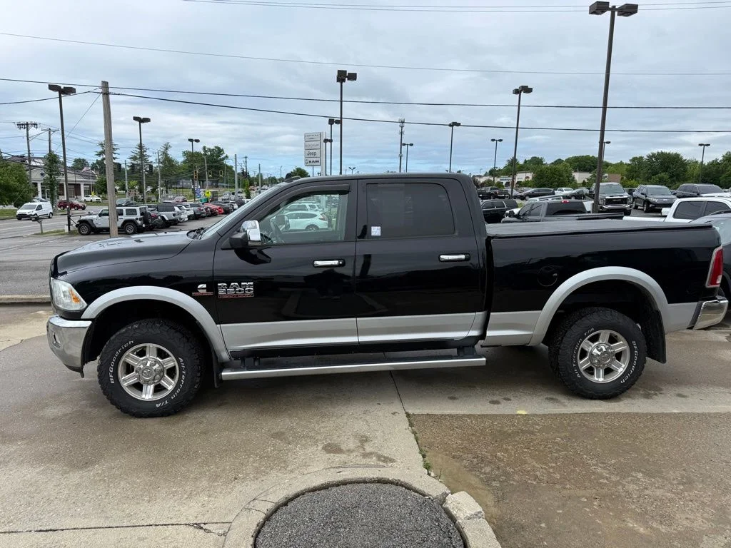 Used 2013 Black Ram Laramie image 10