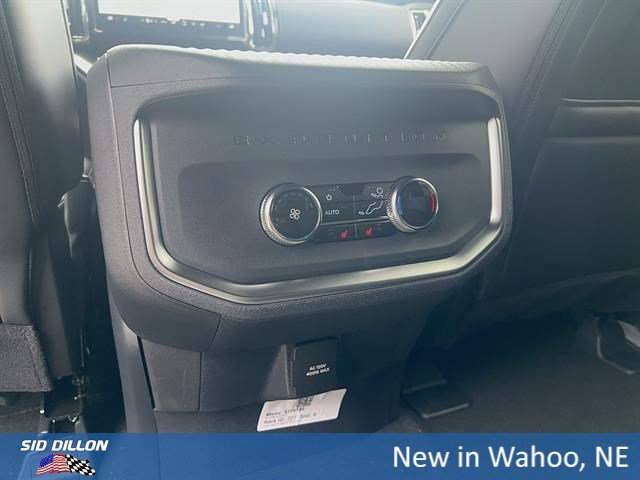 New 2026 Agate Black Metallic Ford MAX Platinum® image 39