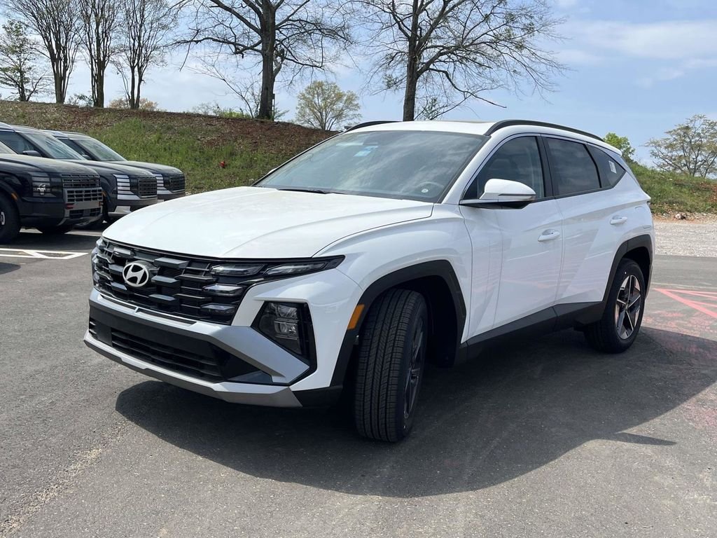 New 2026 White Hyundai SEL Premium AWD image 5