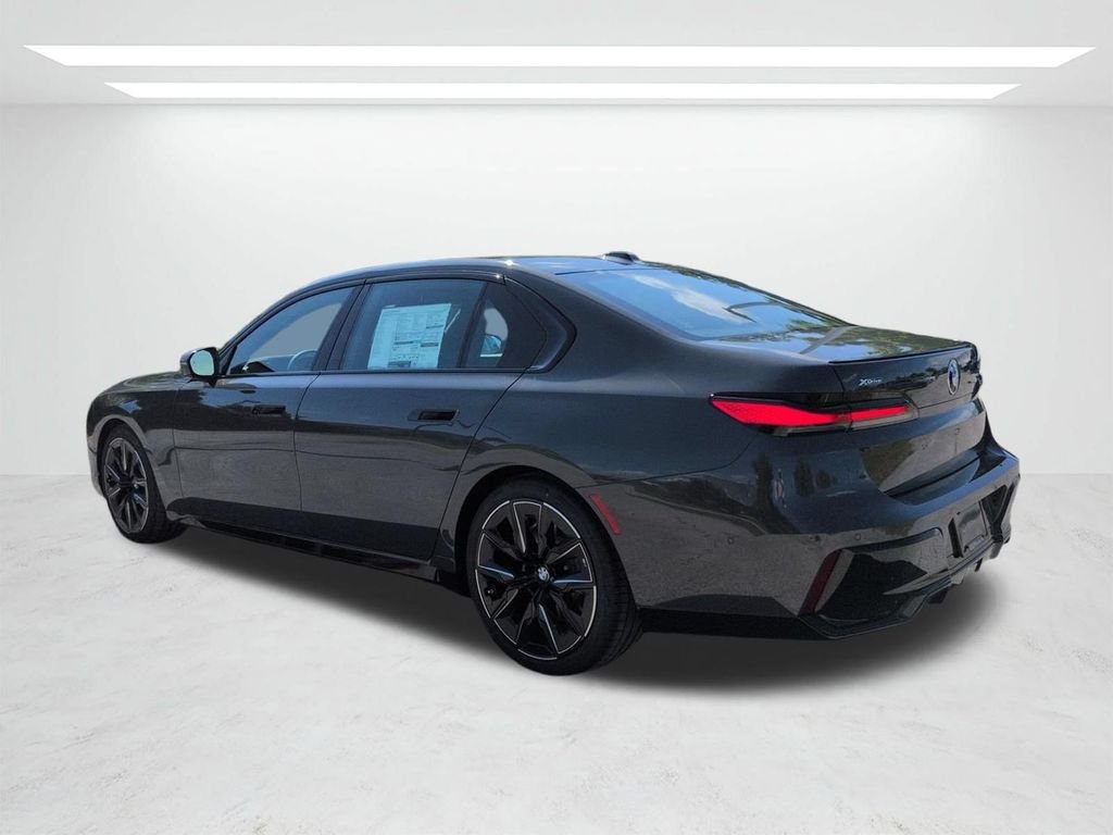 New 2026 Dravit Grey Metallic BMW 740i xDrive image 6