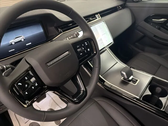 New 2026 Santorini Black Metallic Land Rover Dynamic image 12