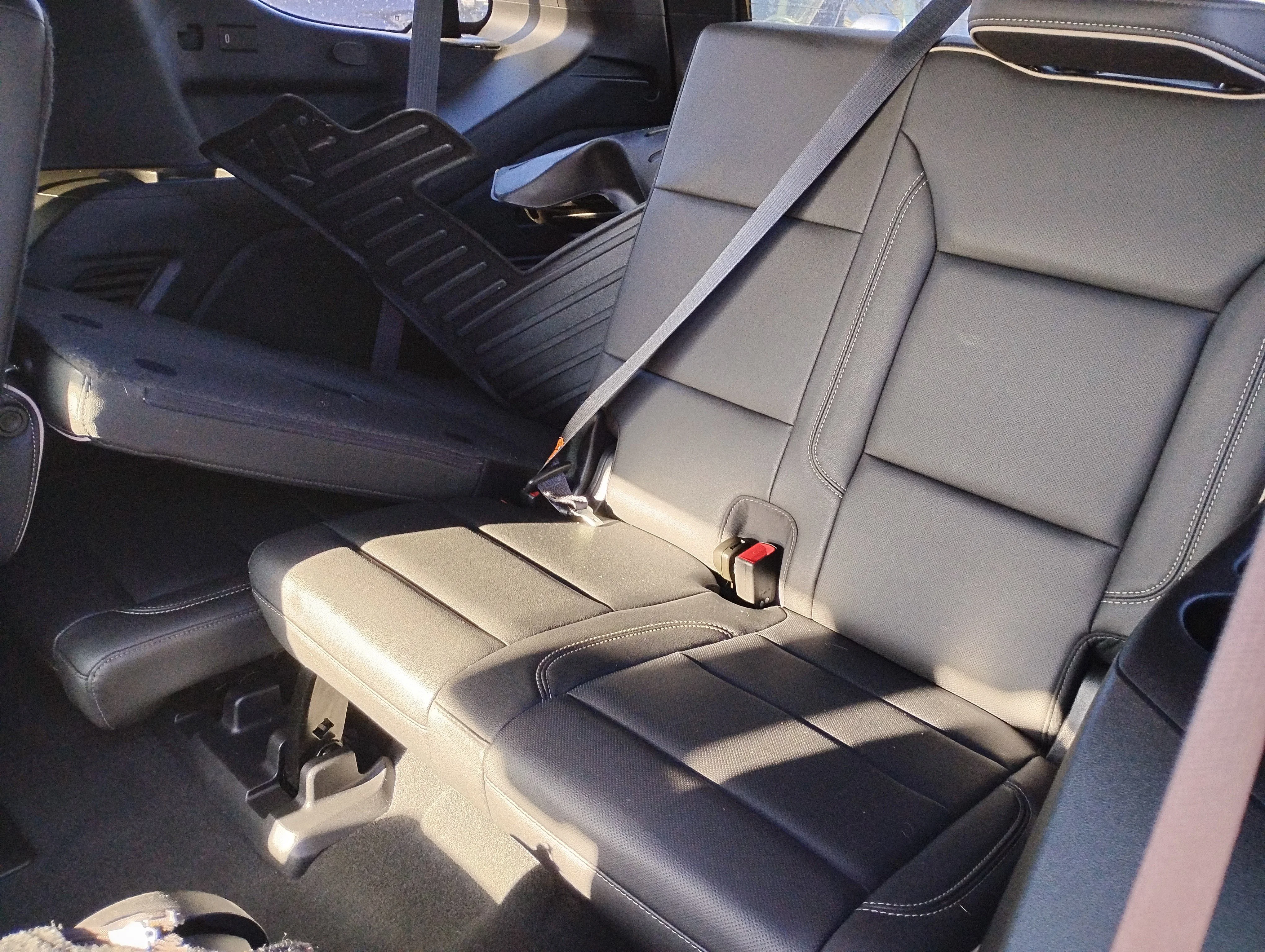 Used 2022 Satin Steel Metallic Chevrolet Premier image 9