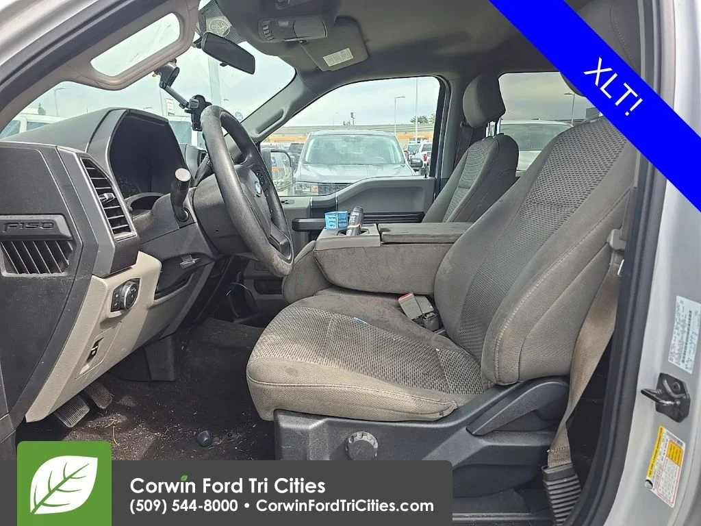 Used 2018 Silver Ford XLT image 10