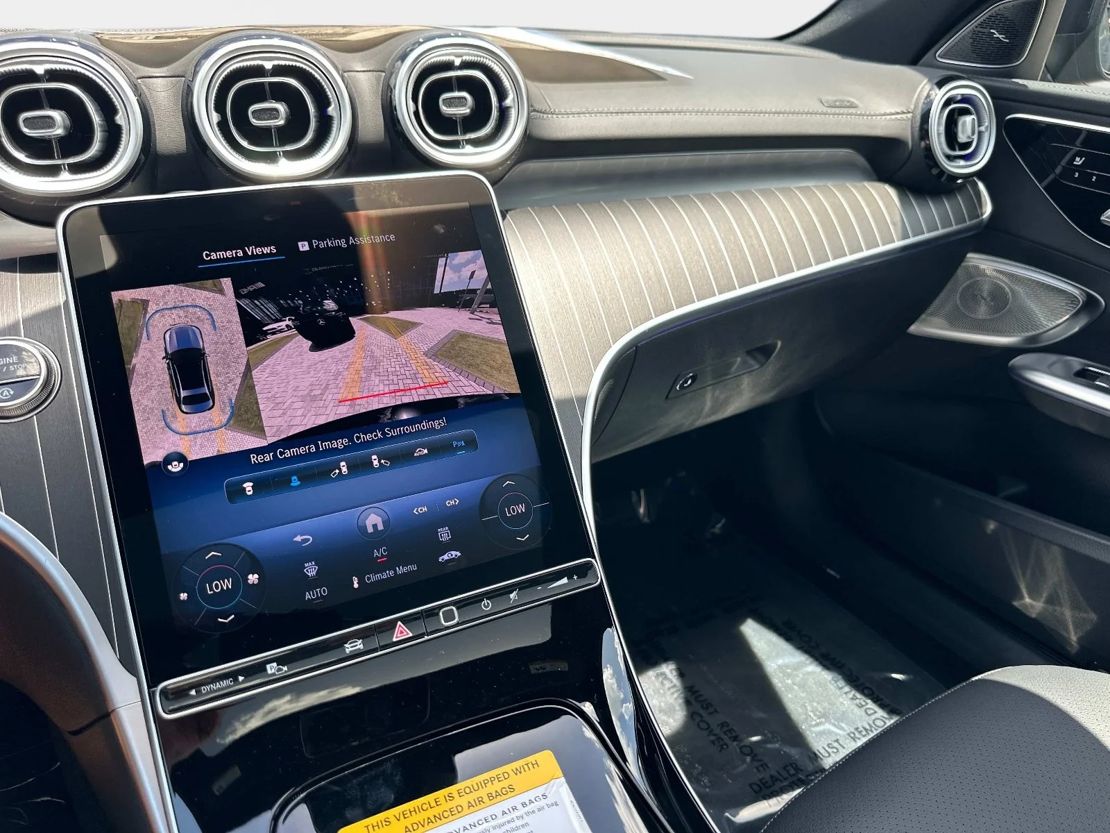 2025 Mercedes-Benz C-Class Sedan C 300 - Photo 25