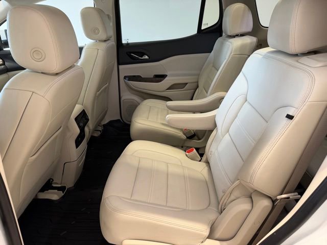 Used 2023 White Frost Tricoat GMC Denali image 18
