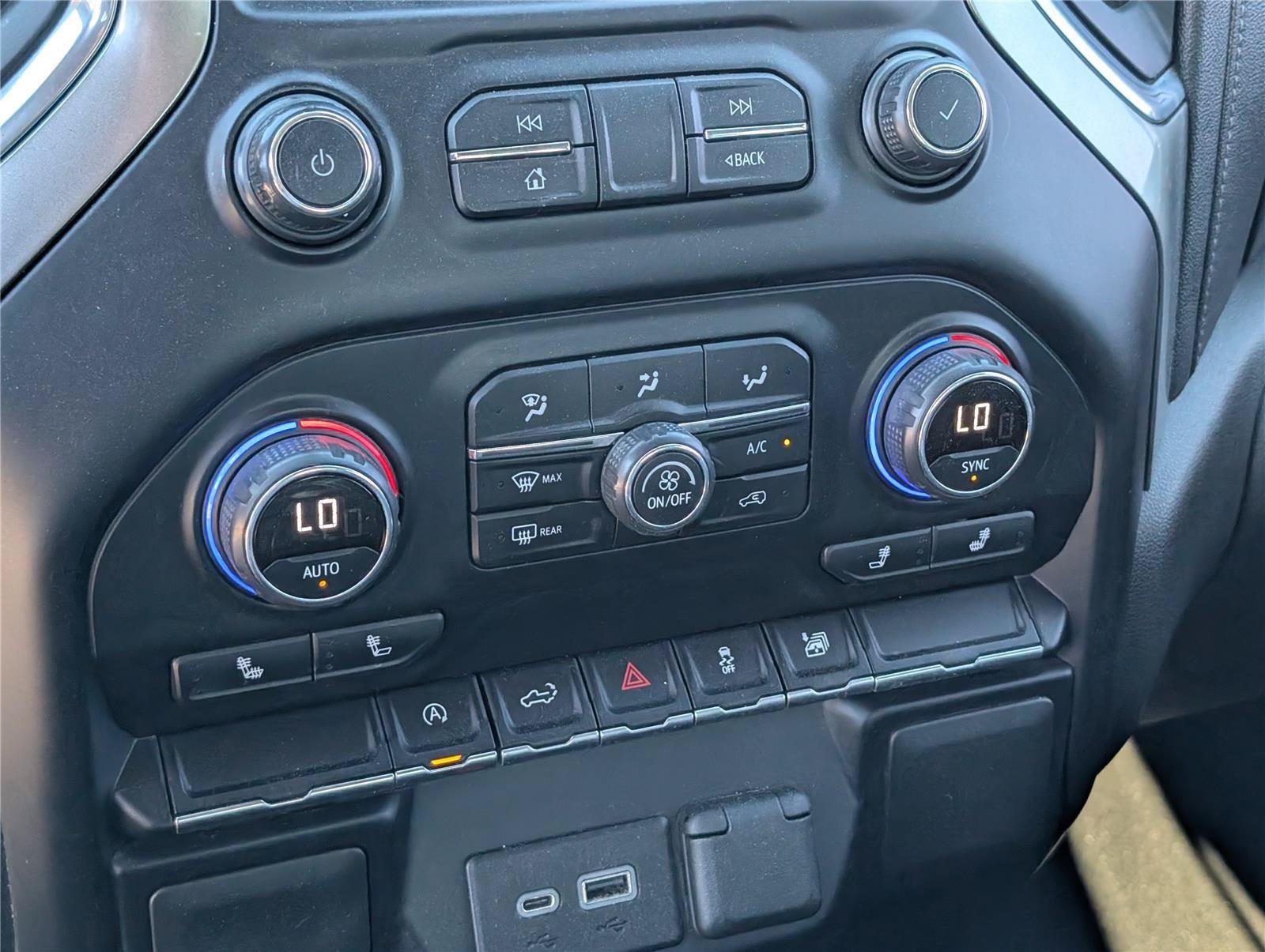 2021 Chevrolet Silverado 1500 LT - Photo 26