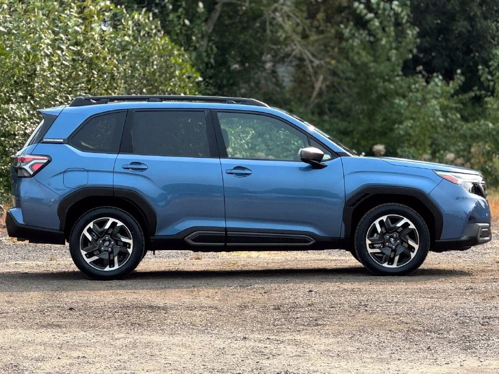 Used 2025 Blue Subaru Limited image 8