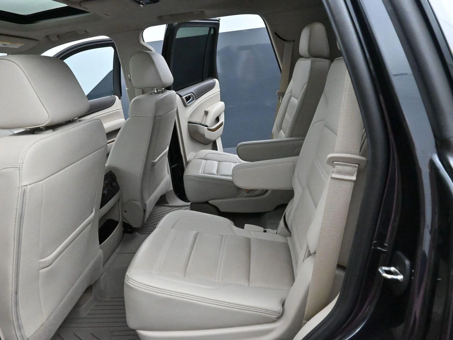 Used 2020 Carbon Black Metallic GMC Denali image 34