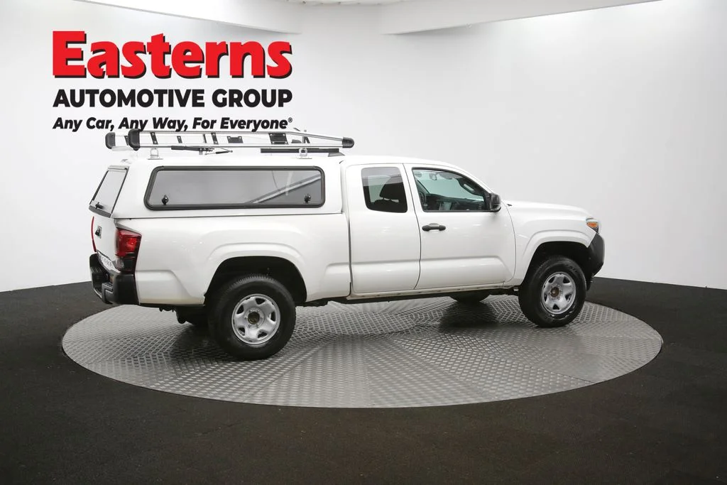 Used 2021 White Toyota SR image 39