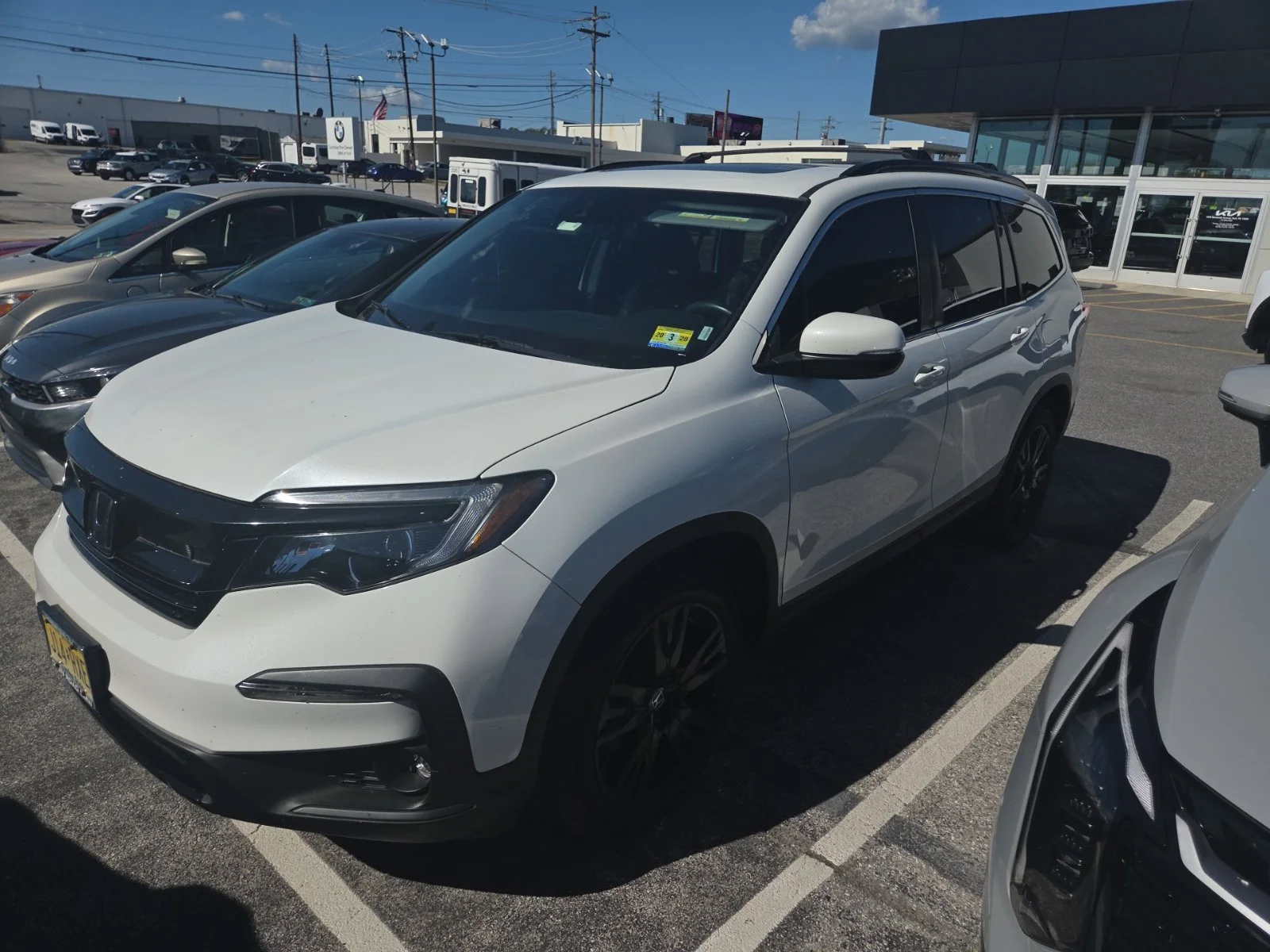 Used 2021 White Honda Special Edition image 1