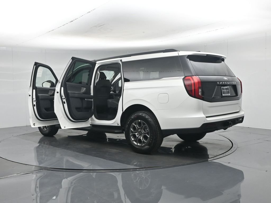 New 2027 Star White Metallic Tri-Coat Ford Active image 36