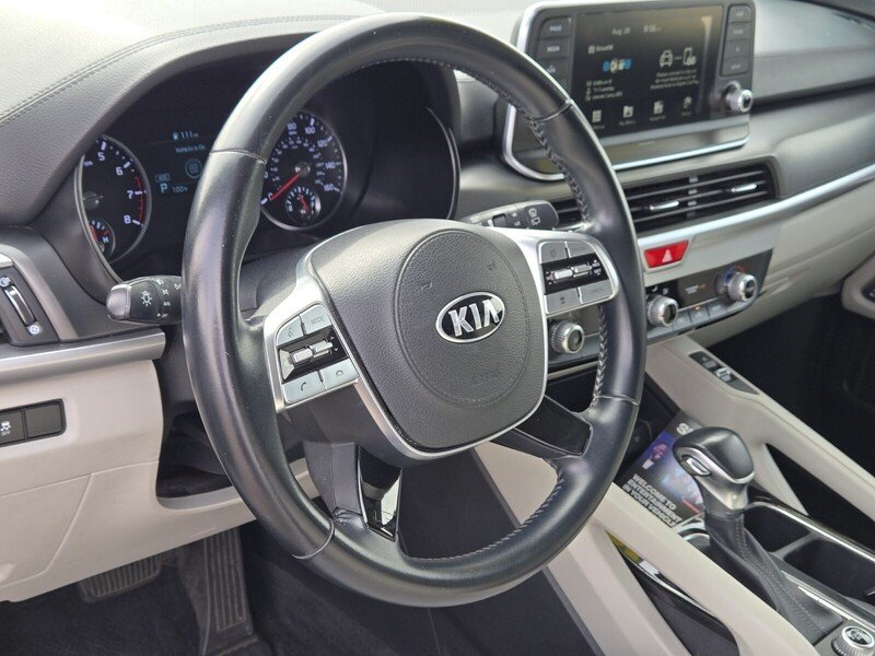 Certified Used 2020 White Kia S image 21