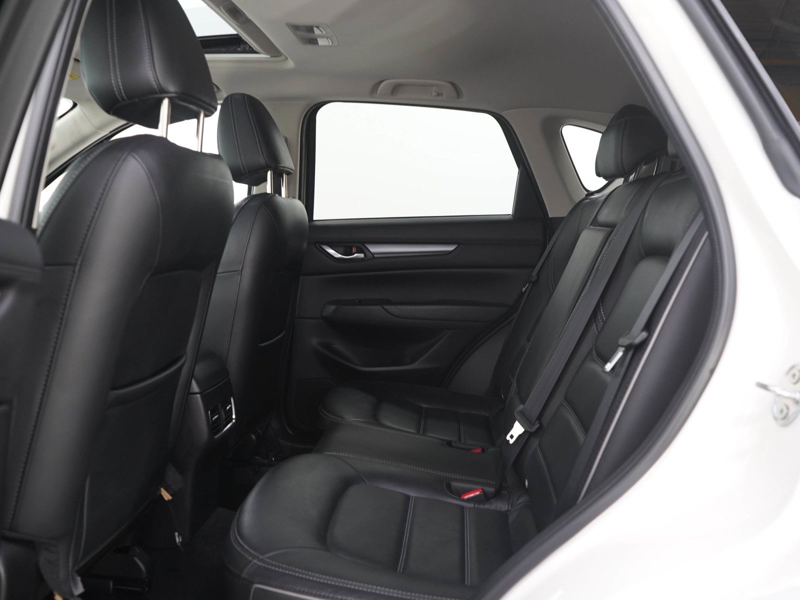 Used 2025 Rhodium White Metallic Mazda 2.5 S Preferred Package image 15
