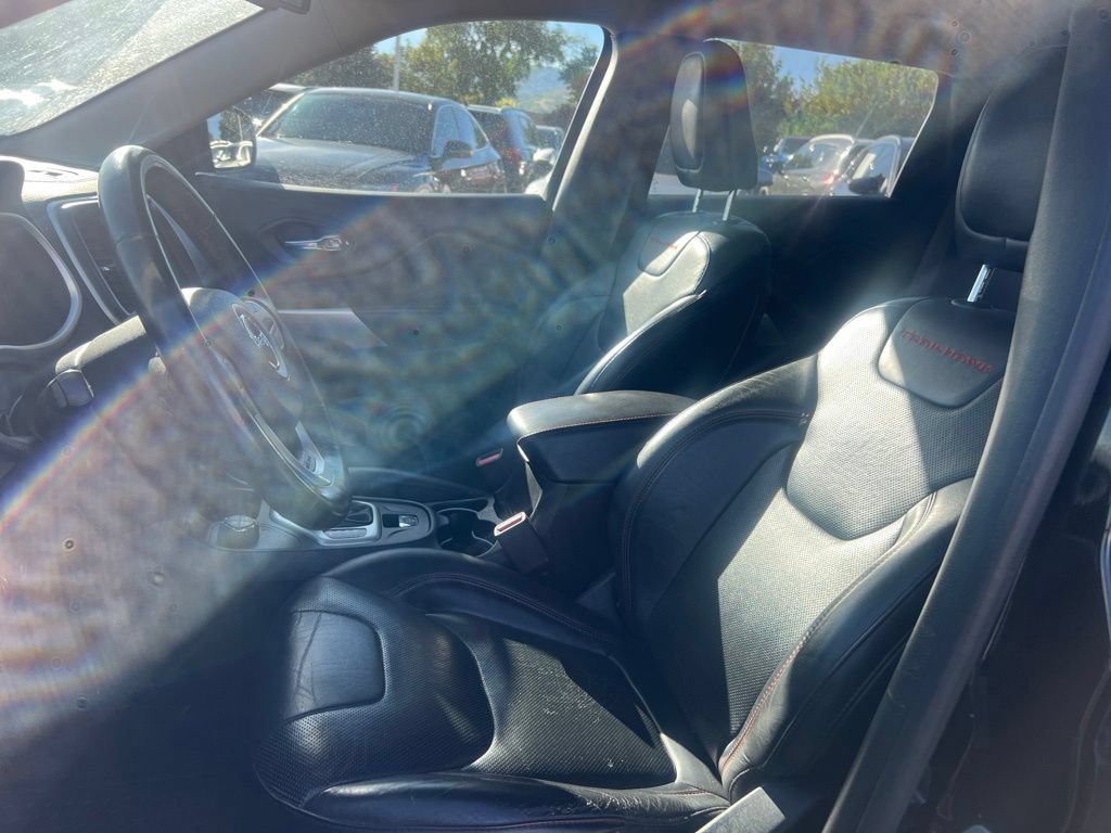 Used 2018 Black Jeep Trailhawk image 28