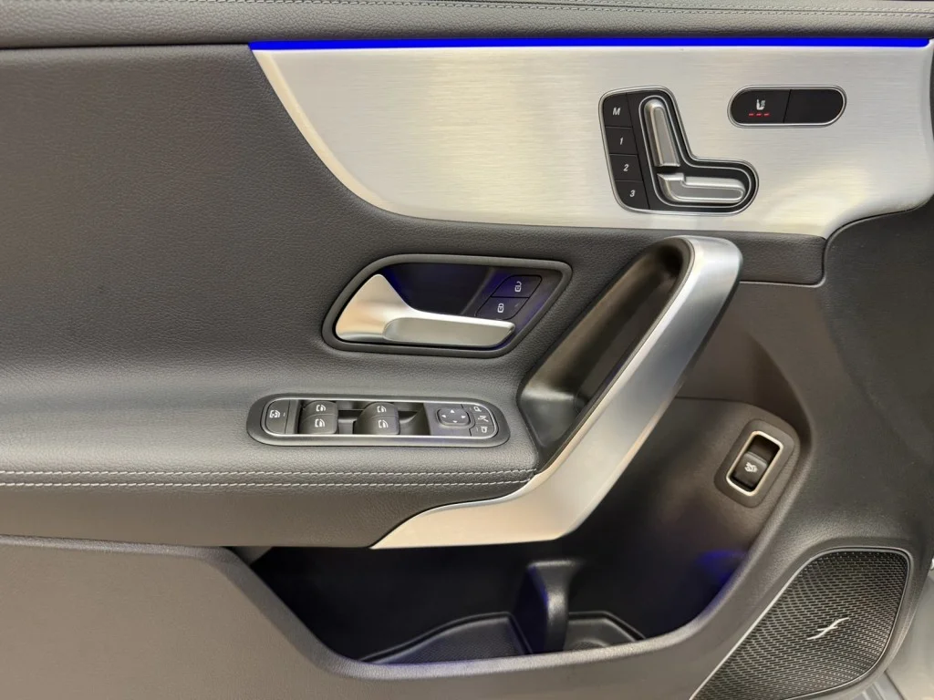 2025 Mercedes-Benz CLA AMG CLA35 - Photo 24