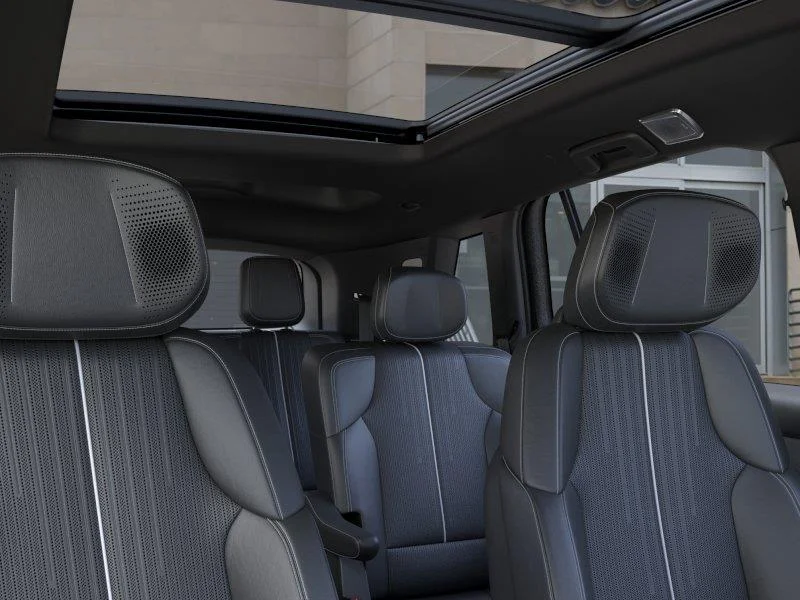2027 Cadillac VISTIQ Sport - Photo 24
