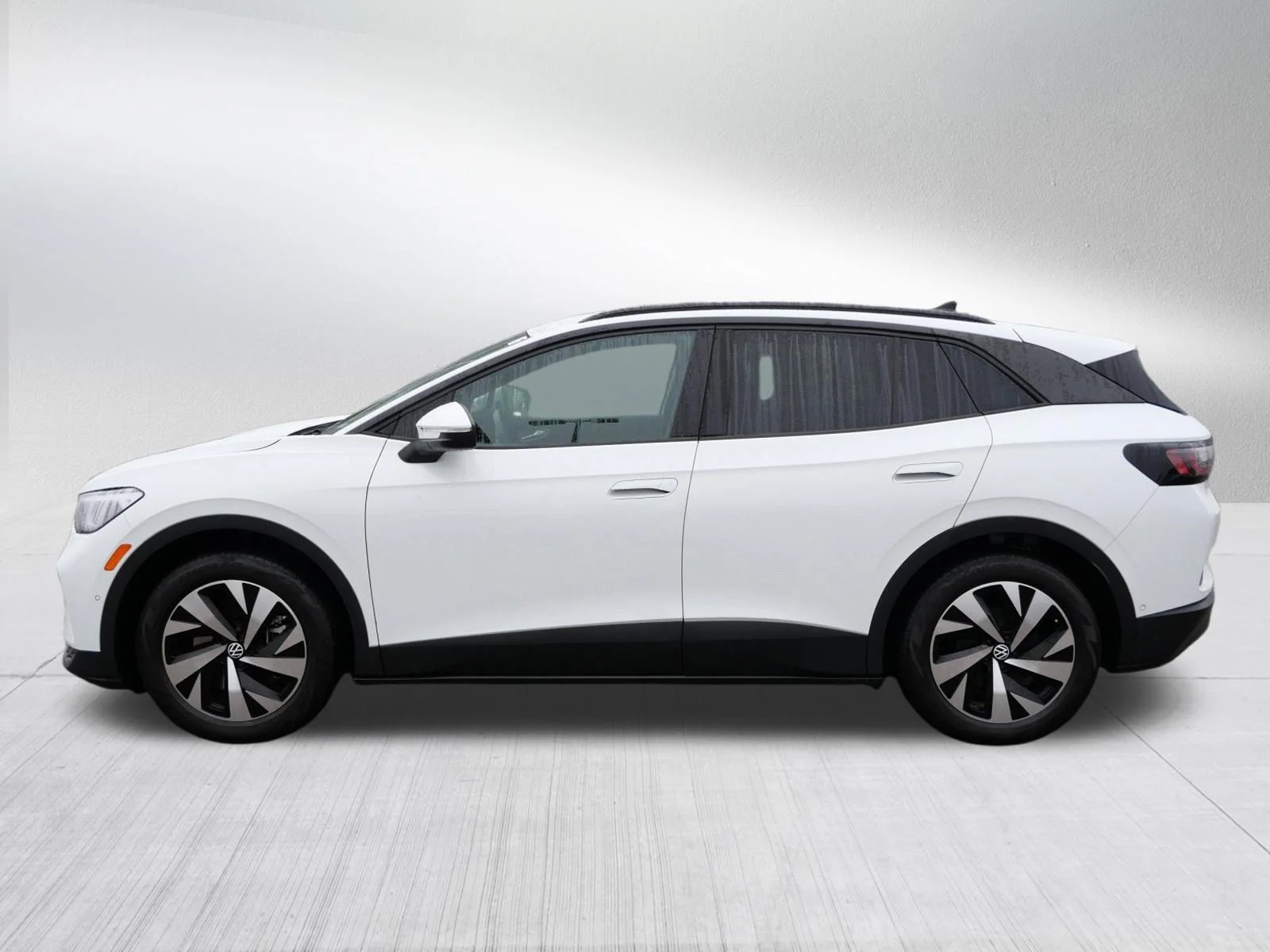 Used 2024 Volkswagen ID.4 STANDARD with VIN 1V2BMPE80RC004760 for sale in Minneapolis, MN