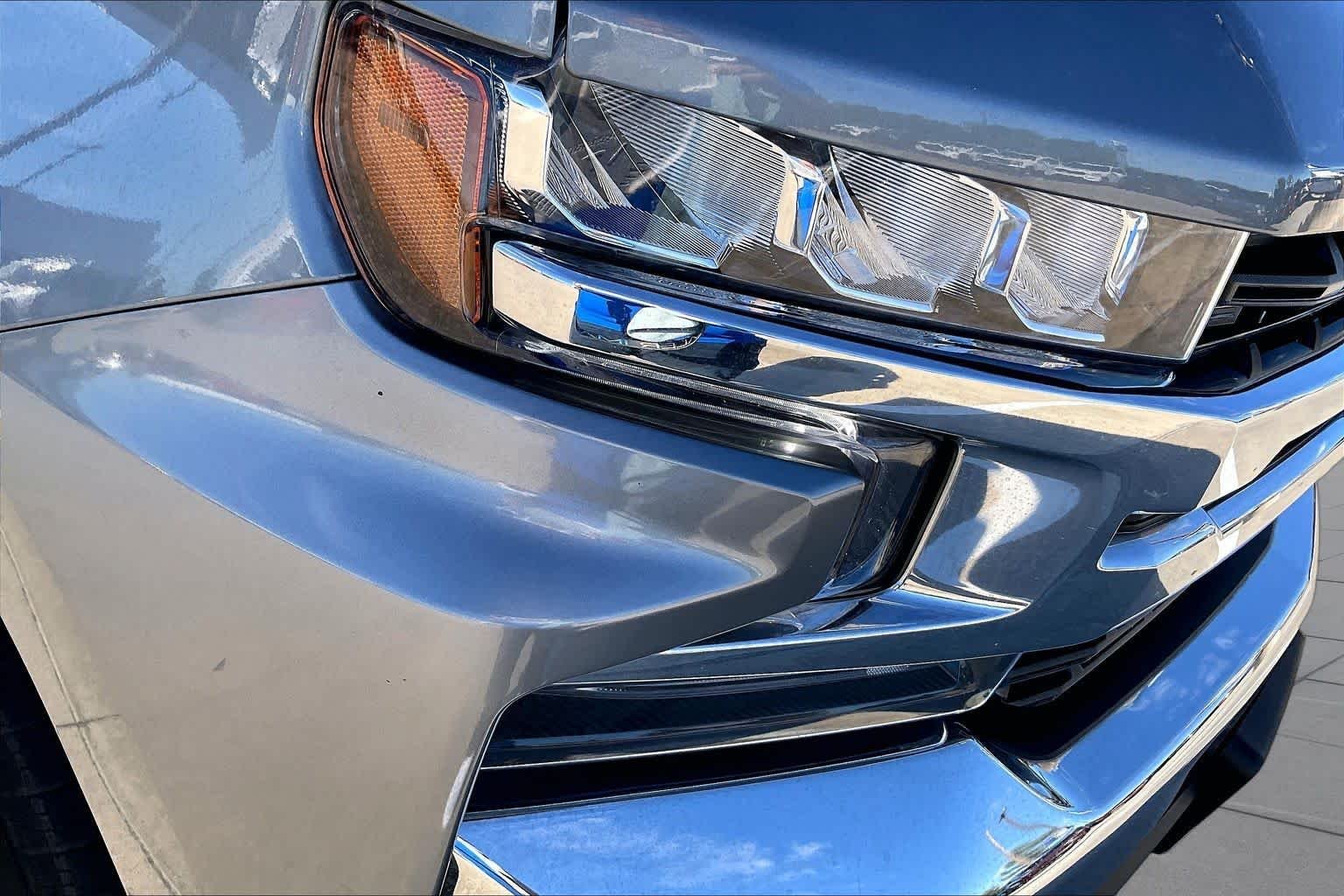 Used 2022 SATIN STEEL METALLIC Chevrolet LT image 26