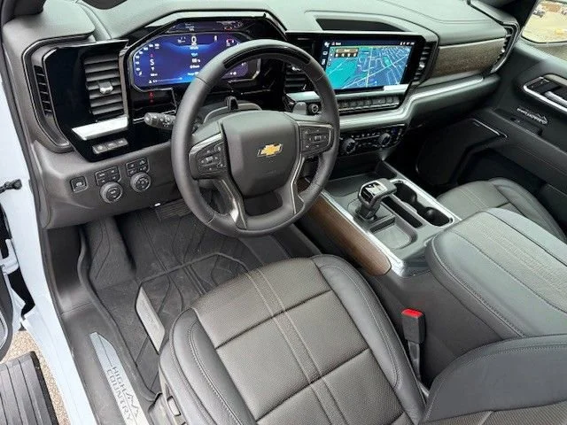 2026 Chevrolet Silverado 1500 High Country - Photo 12